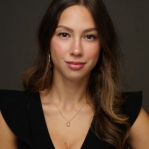 Marianne Orlovsky: Age, Bio, Net Worth, Career, & Height