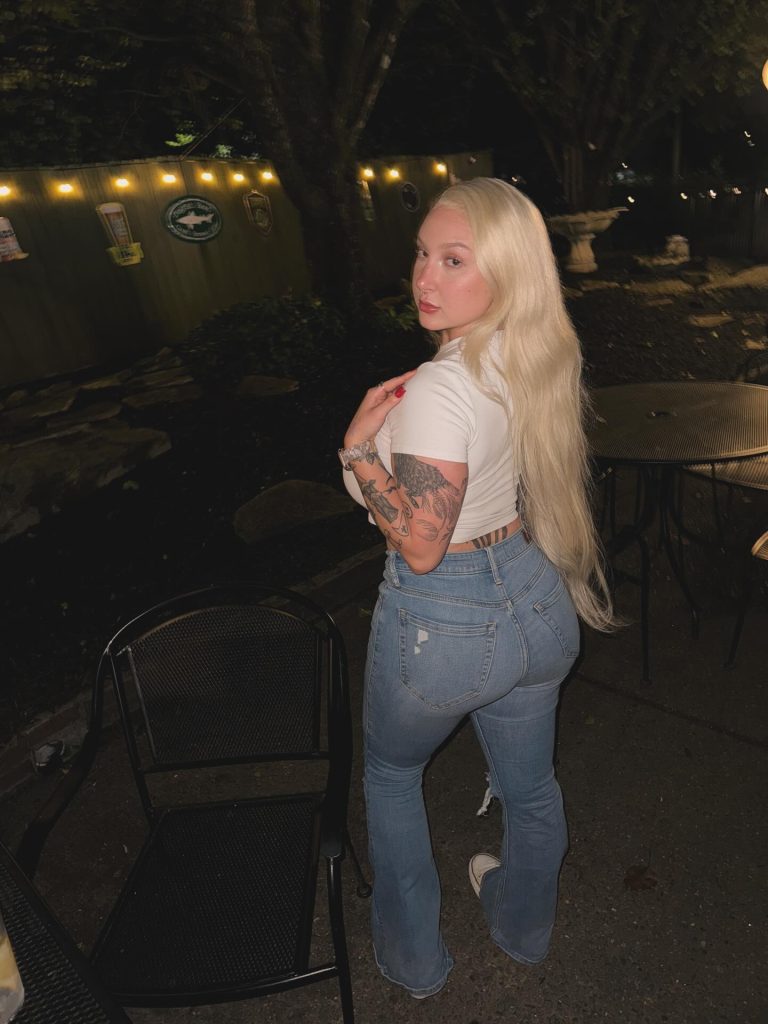 why did skylar vox gain weight
